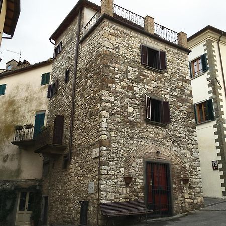 Art Rebus Tower In Tuscany Lägenhet Radda in Chianti Exteriör bild