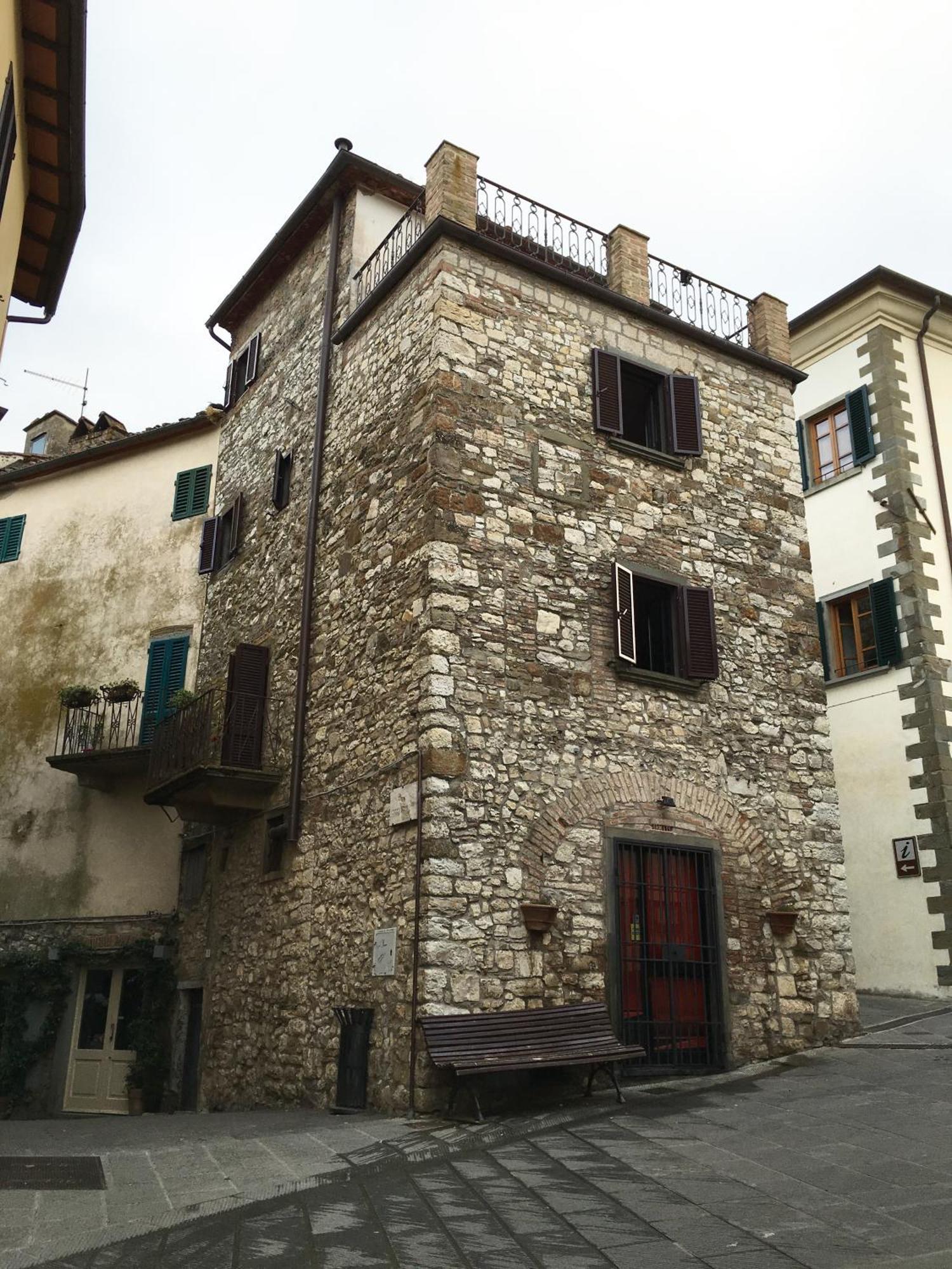 Art Rebus Tower In Tuscany Lägenhet Radda in Chianti Exteriör bild